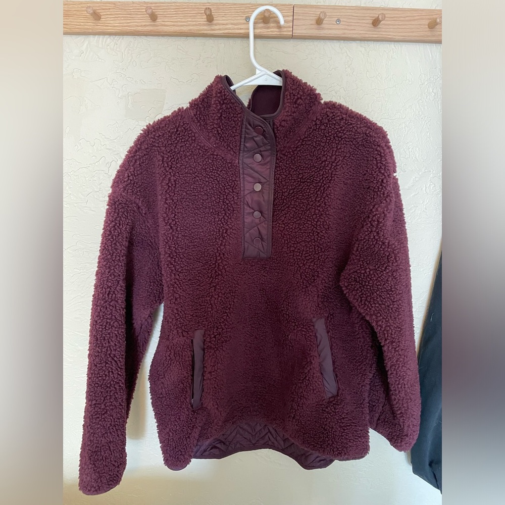 Athleta Maroon Women’s Size Medium Fleece